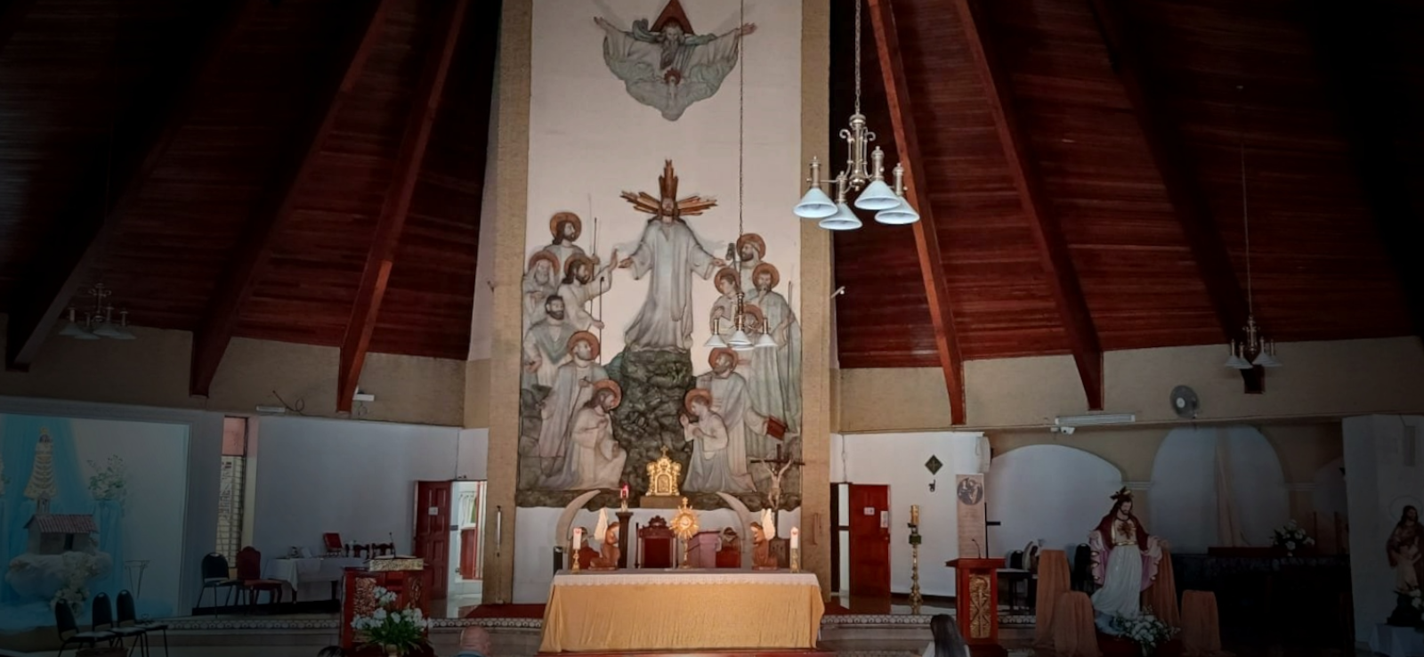 altar parroquia nuestra señora de loreto pavas san jose costa rica